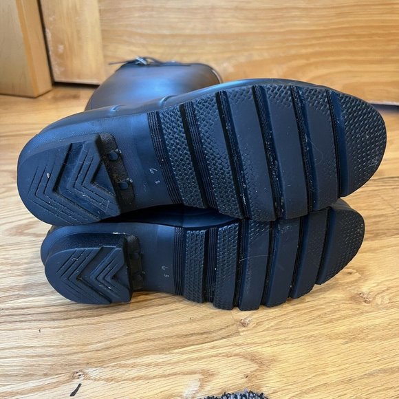 Womens Hunter Original Tall Black Waterproof Rain Wellington Boots Size 7 M EUC - Picture 5 of 6